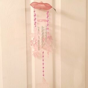 NWT Pink 🩷 Butterfly 🦋 Wind Chimes
